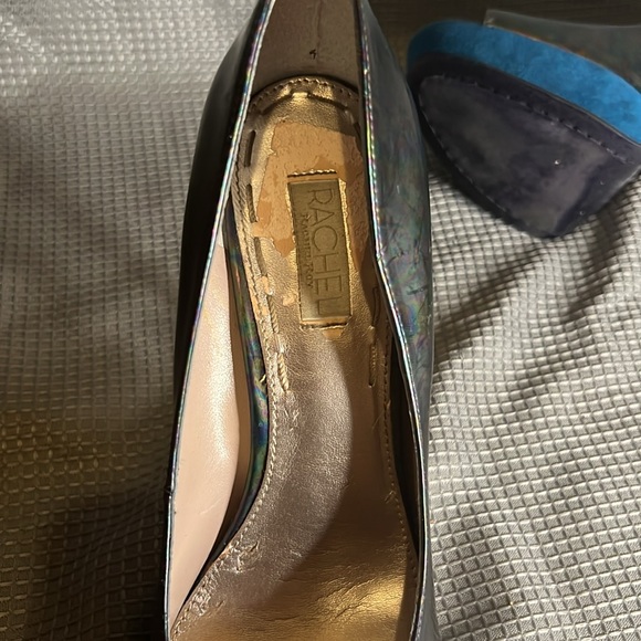 LOVIN RACHEL ROY METALLIC HEELS - Picture 6 of 6